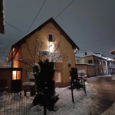 Villa Kuca Za Odmor Majka *